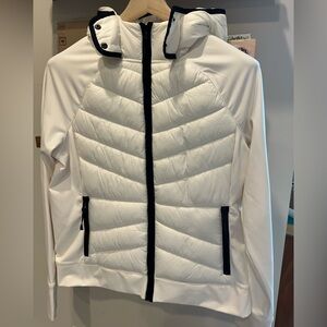 Lou & Grey White Puffer Jacket with Black Accents
